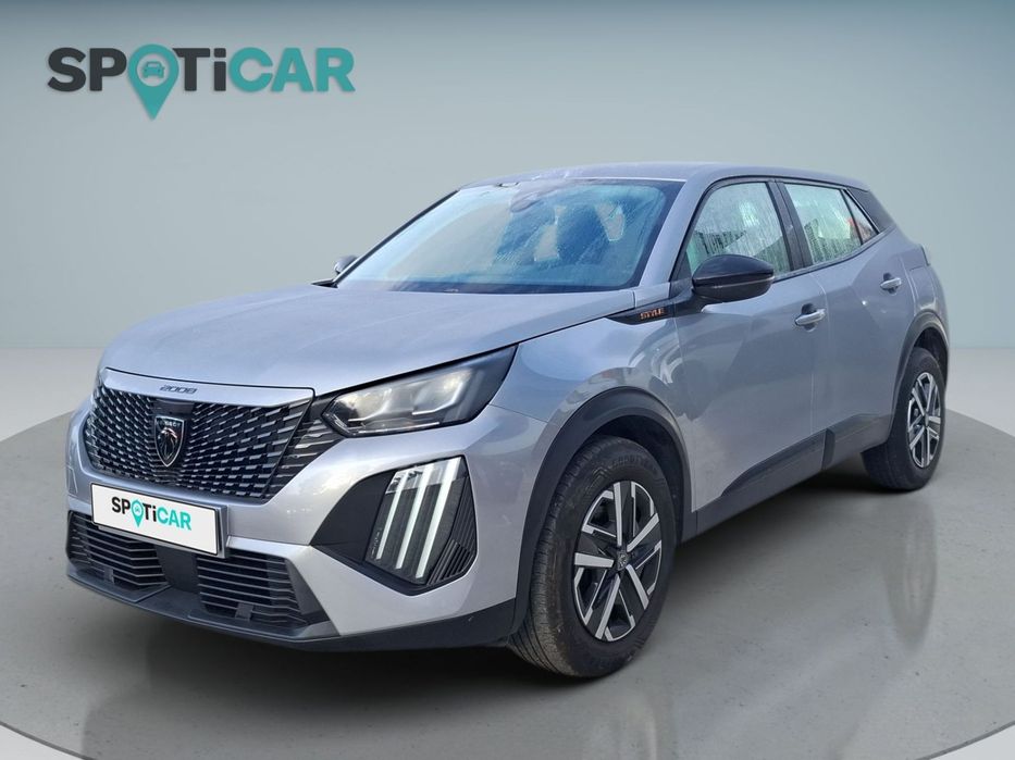 Peugeot 2008 1.2 PureTech Style
