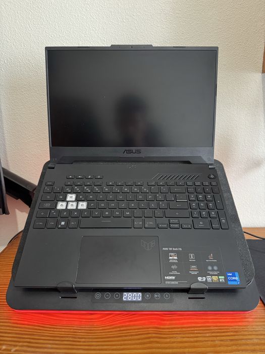 Cooler para portátil IETS GT600V2 com ventoinha e espuma NOVO