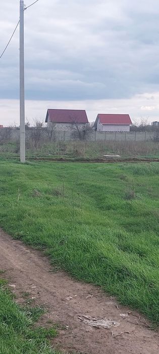Продам участок в Фонтанке-3, со светом и газом.