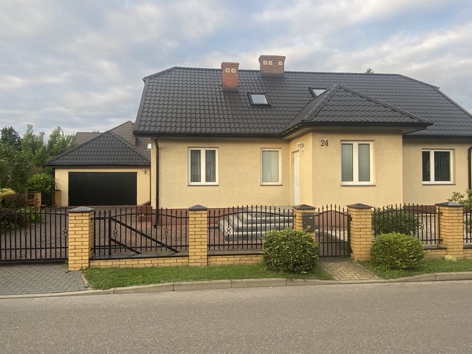 Sprzedam bardzo zadbany dom