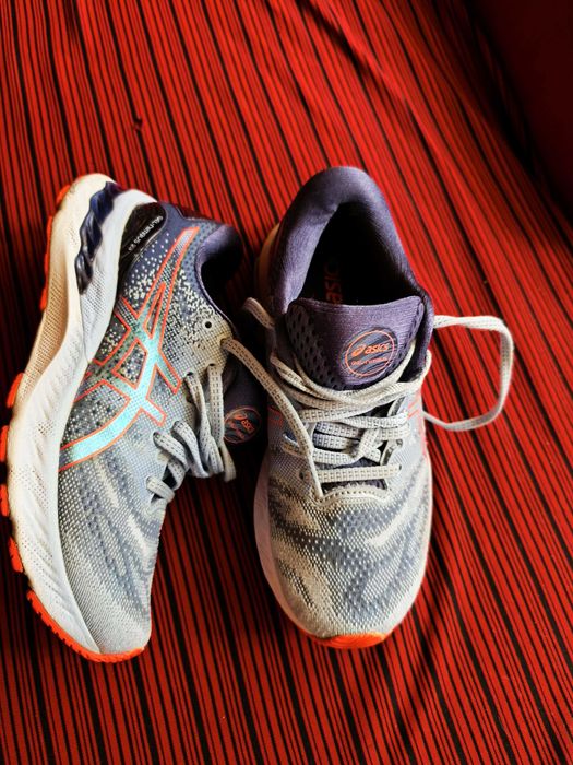 Asics Gel Nimbus buciki roz 37 wkł 23,5cm