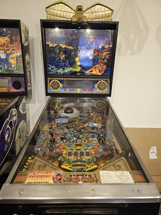 Pinball flipper Sędzia Dredd