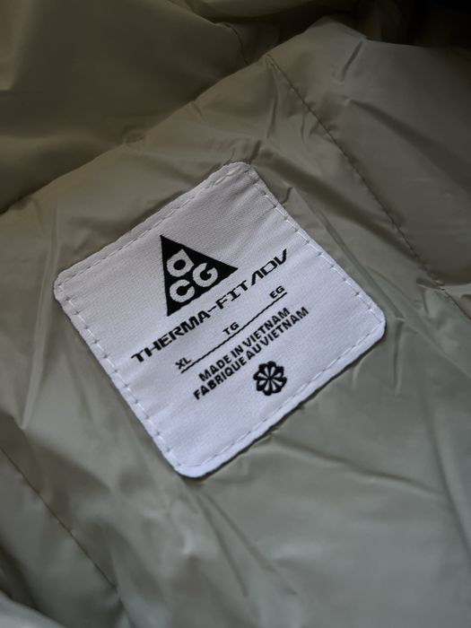 Топові пухани Nike Acg / Nike acg storm fit