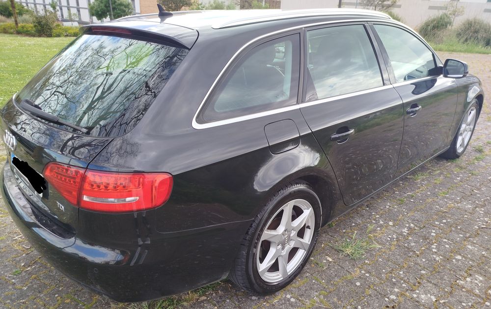 Audi A4 2.0TDI Sport 2011/Cx-Automática/Nacional/Bem cuidada