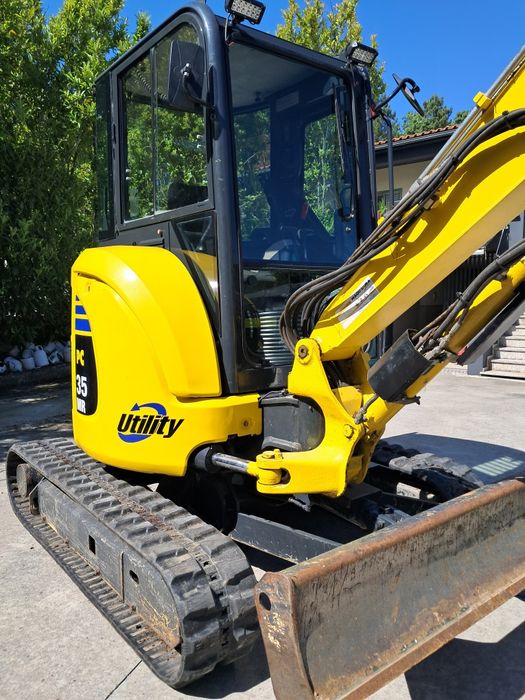 Mini giratória komatsu