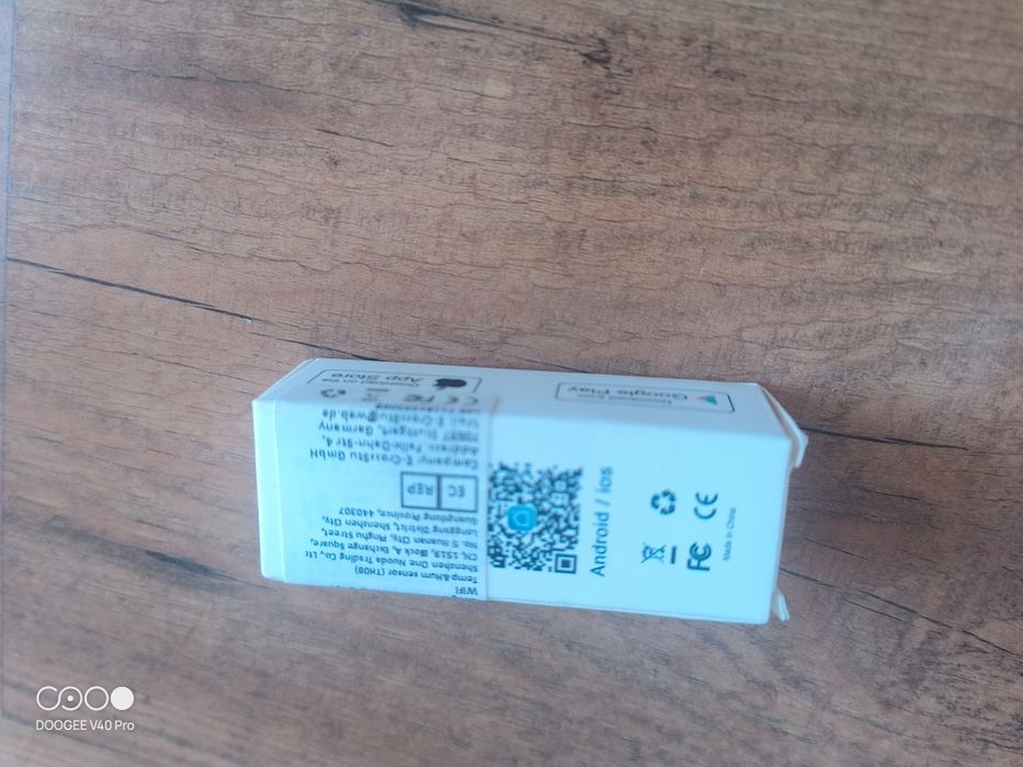 Sensor temperatura e humidade tuya