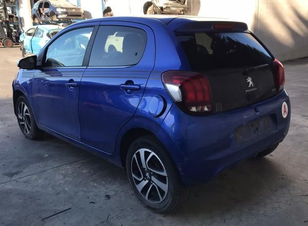 Para peças PEUGEOT 108