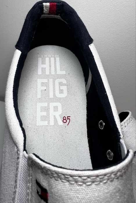 Tommy Hilfiger Iconic Slip On Sneaker