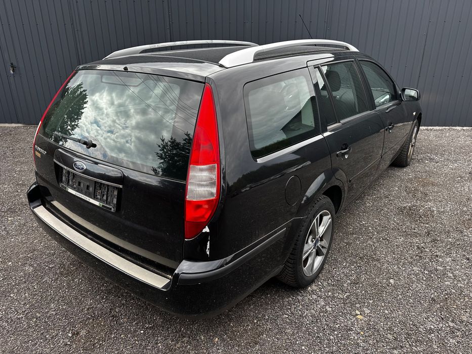 Ford Mondeo 1.8 benzyna Kombi 2004 rok 207000 km Klimatronik Manual Alufelgi Elektryczne Szyby
