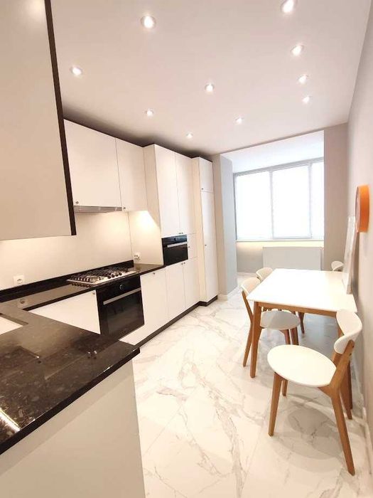 Оренда 1-кім новобудова, район ПРОСПЕКТ МАЙДАН. Перша здача. Все нове!