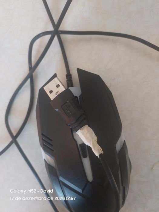 Rato/mouse com fio