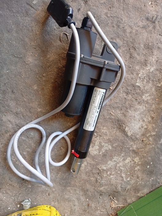 Siłownik elektryczny Thompson