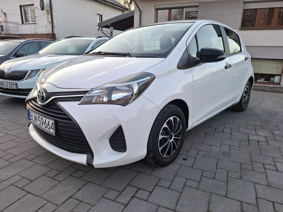 Toyota Yaris Z Niemiec , bezwypadkowa , klimatyzacja po opłatach, niski przebieg