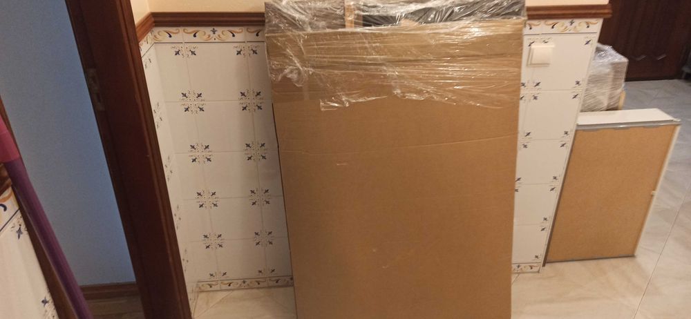 IKEA - 3 Móveis SUNDVIK Castanhos, Descontinuados + Estrado e Colchão