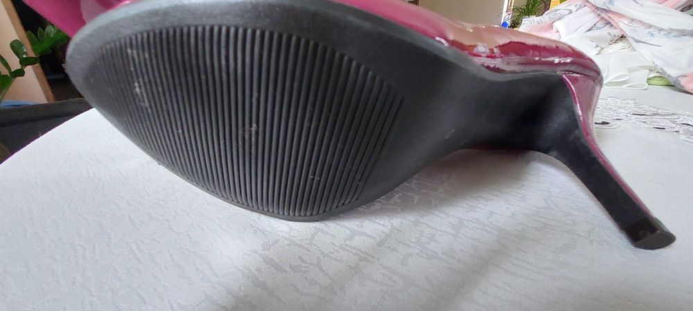 Nowe, lakierowane szpilki Dorothy Perkins, rozmiar 39