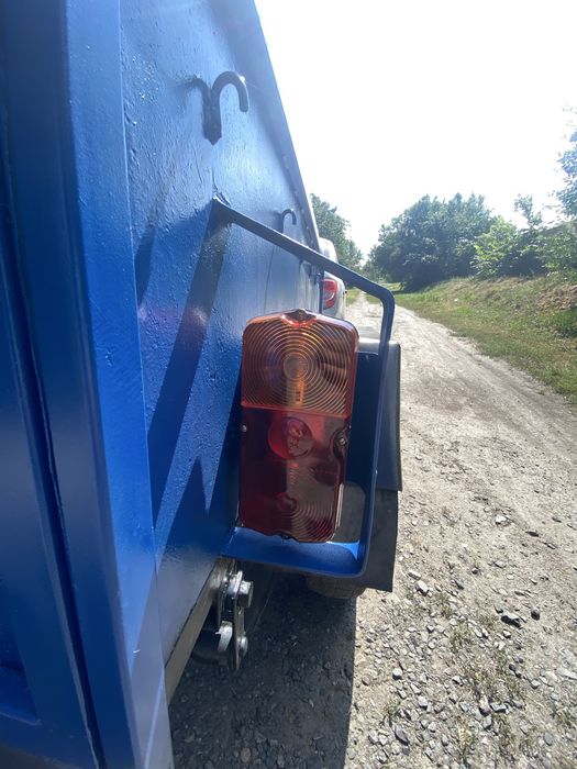 Легковий причіп для авто