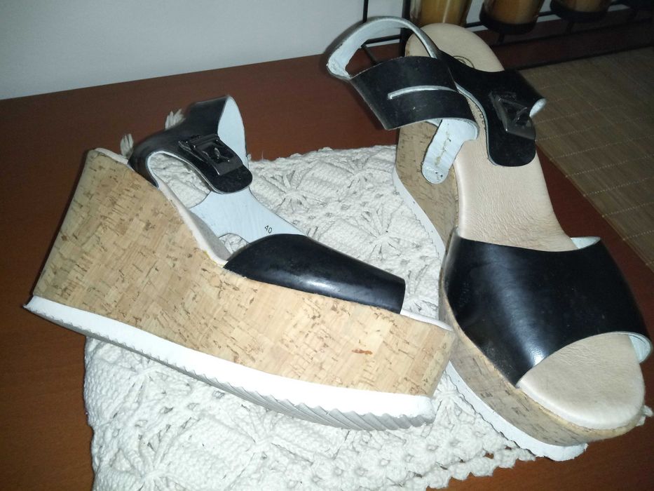 Sandalia Calçado Guimarães  pouco uso