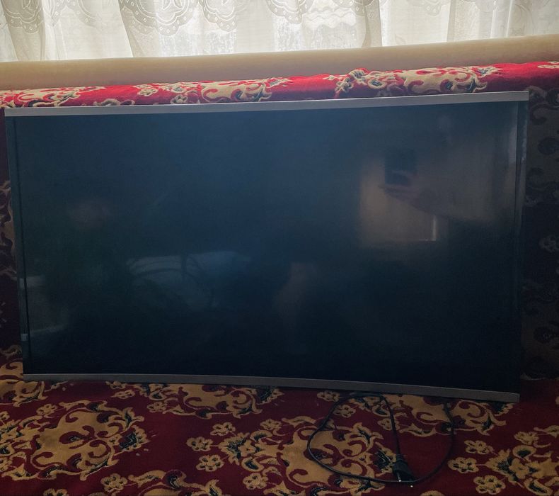 Телевизор Samsung, изогнутый экран, 39” (99 см)