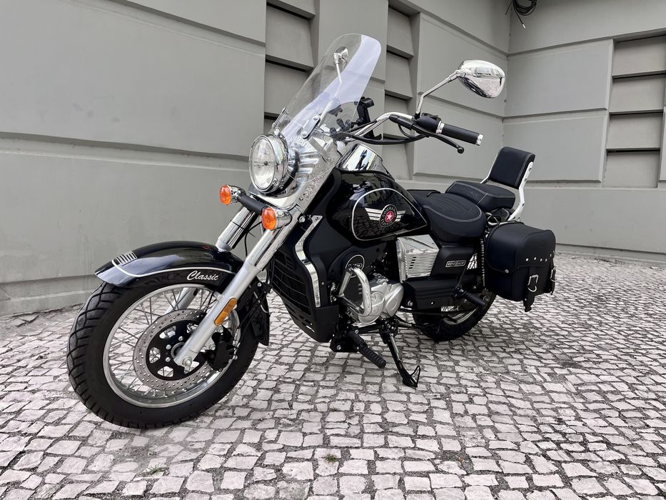 UM Renegade Classic 125cc (2024) – Excelente Estado – 5.000 km