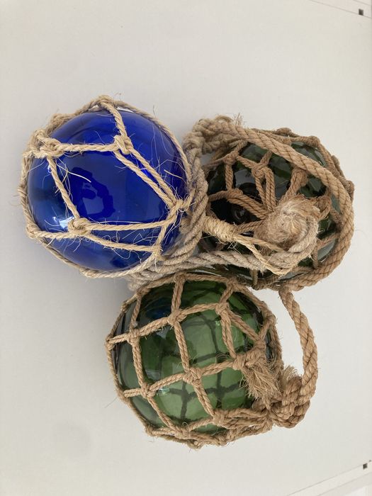 Antigas boias de pesca em vidro