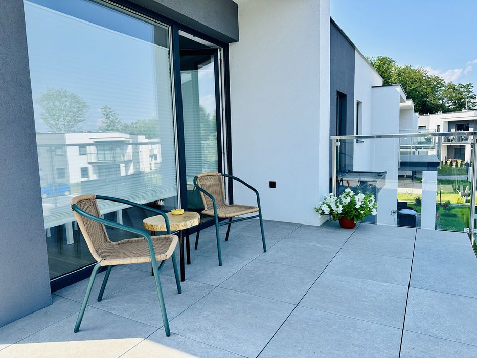 Komfortowy apartament z prywatnym miejscem postojowym