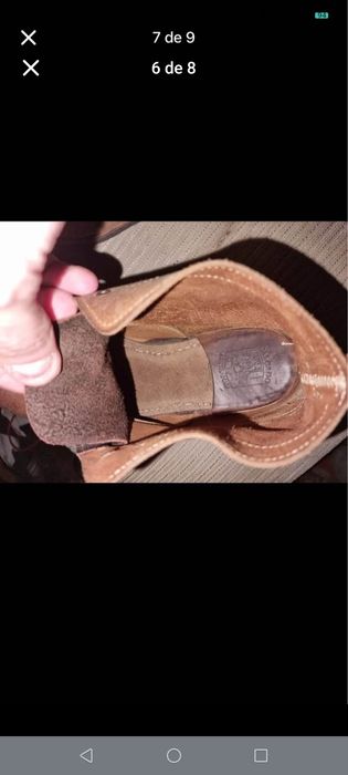 Sapatos em coiro