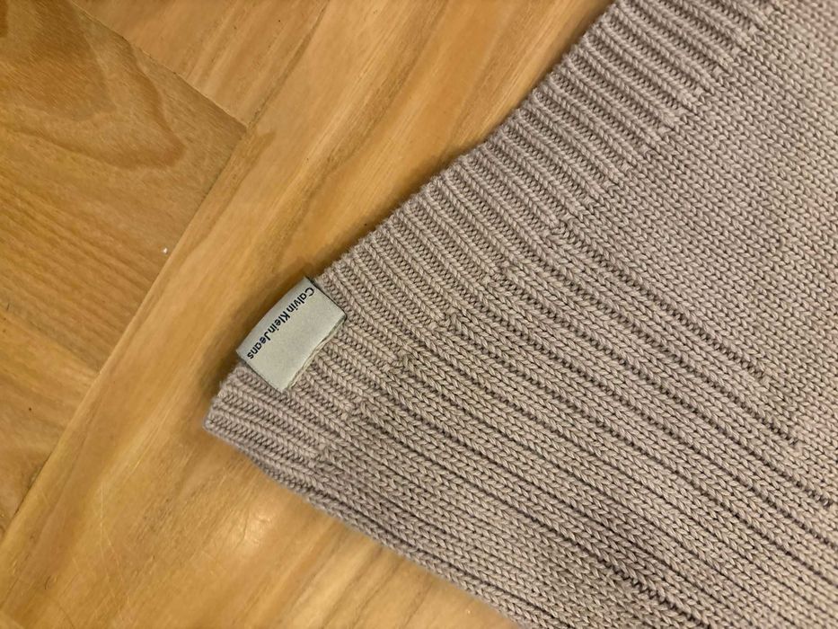 Sweterek rozm. 38 Calvin Klein