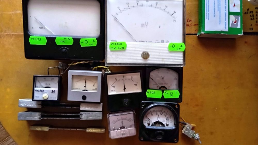 Амперметр-1/+10DCA,і на фото