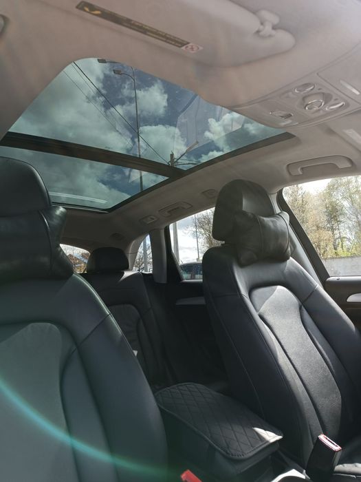 Автомобіль Audi Q5