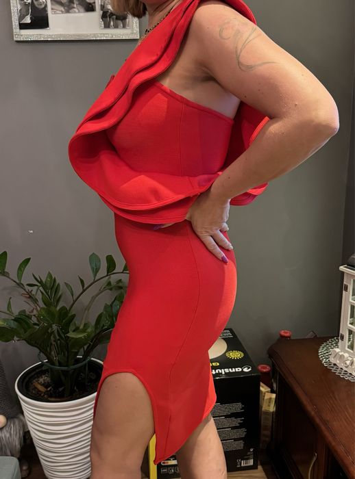 elagancka sukienka