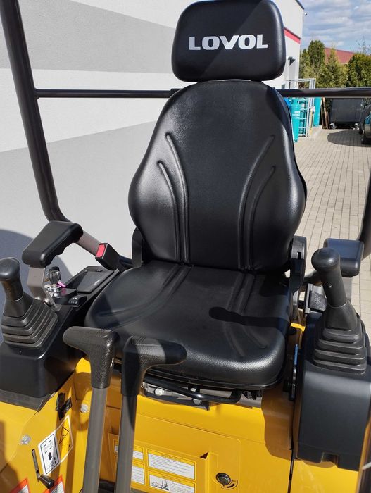 Minikoparka LOVOL FR18E2-u |Silnik Yanmar| ROZSUWANE GĄSIENICE 2000 kg