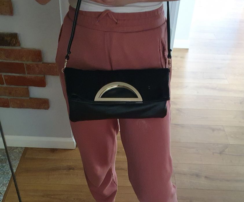 Czarna kopertowa torebka Aldo