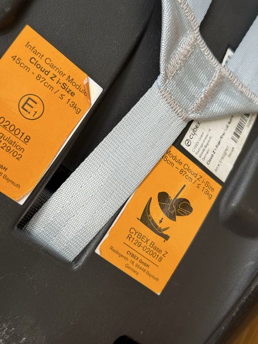 Комплект Автолюлька Cybex Cloud Z i-Size platinum+ база Cybex Base