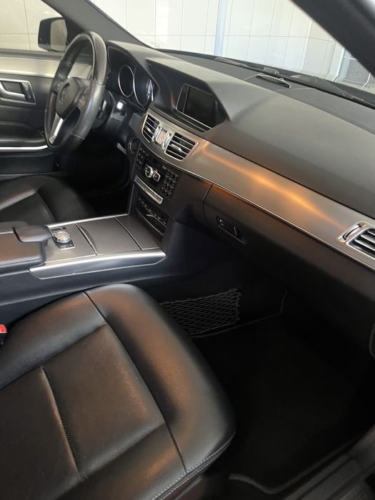 Mercedes-Benz W212(FL) 2014 года.