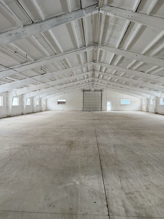 Здається в оренду теплий виробничо-складський цех 1500м2. при трасі