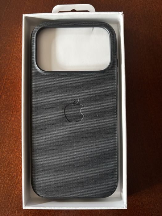 Nowe etui Apple TechWoven do iPhone’a 17 Pro