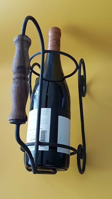 Rustic Bottle Holder430582278495283201