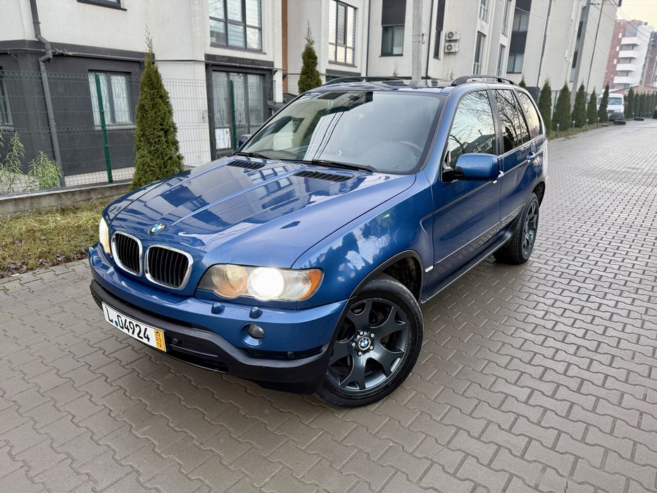 Свіжопригнана з Німеччини!
Ідеальний стан!!!Максимальна комплектація (DSP музика,люк,чорна стеля,ЛОМАНИЙ САЛОН,монітори в підголовниках і тд.)
Мотор працює ідеально,не димить,всі росхідники замінені,форсунки після реставрації !!
Коробка перемикає ідеально , без затримок та ударів!
На приборці жодної помилки!!
Замінено фільтра та масла , турбіна та генератор після реставрації!!
Ходова частина зроблена від А до Я, жодних посторонніх стуків та скрипів!
Повний привід працює ідеально,готовий до перевірок!
Ручки усі нові!

З документами повний порядок!