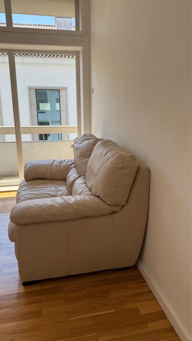 Sofa Dois Lugares Bege