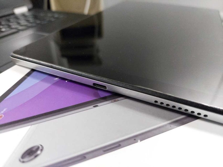 Планшет Lenovo TAB M10 (TB-X306X)