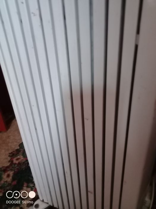 Косметический столик,с большим зеркалом Обогреватель , Пылесос