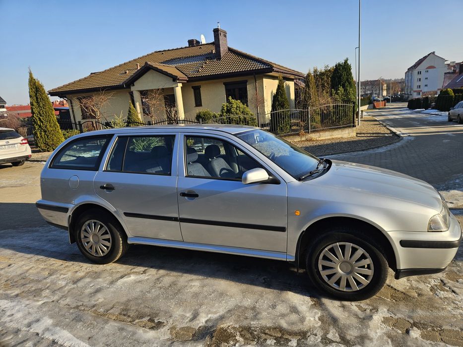 Octavia 1.6 SR Klimatyzacja