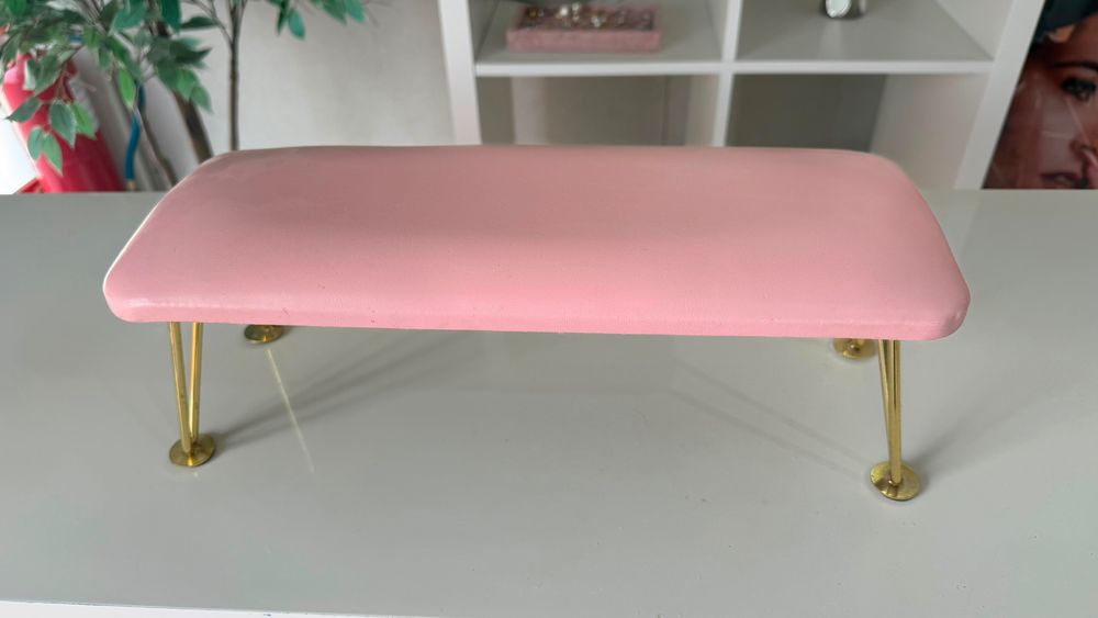 Apoio de mãos para manicure