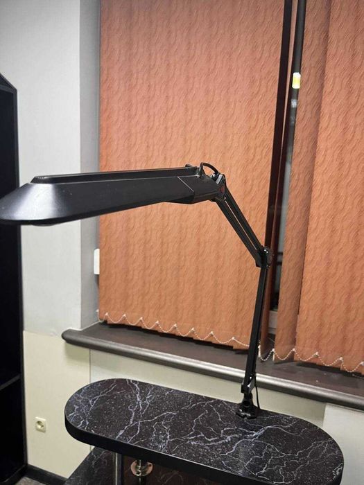 Лампа для манікюру