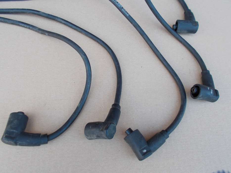 Przewody zapłonowe KABLE AUDI 100 2.3