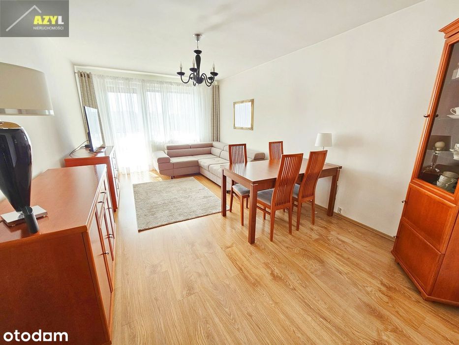 Zagórze, ul. Długosza – 2 pokoje do wejścia, duży balkon.