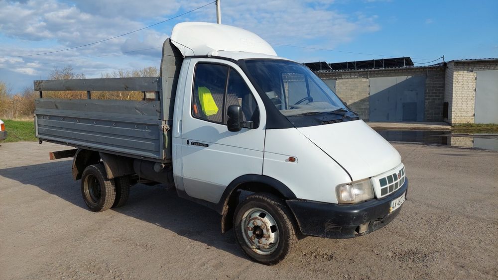 Домашнюю ГАЗ 3302 Газель