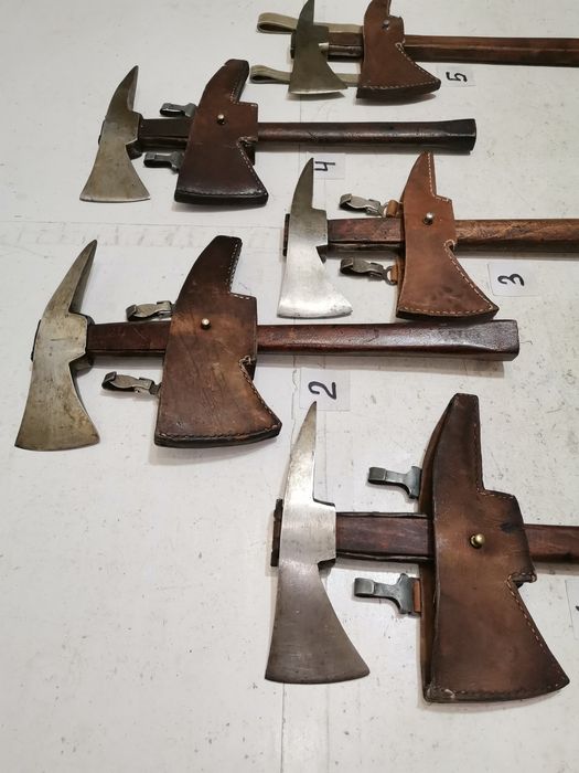 Топор пожарного из Германии поясной с хранения 1970-е гг.