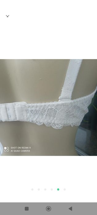 Гіпюровий бюстгалтер Anfen,бретелі відстібаються,колір айворі 85D