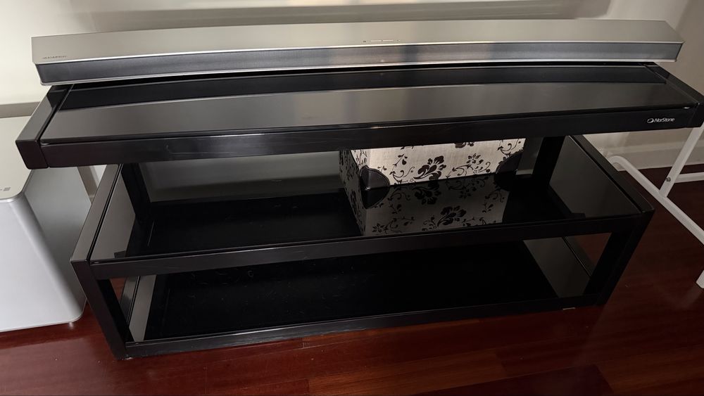 Movel televisao em vidro e metal